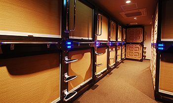 Capsule Hotel Anshin Oyado Shinbashi