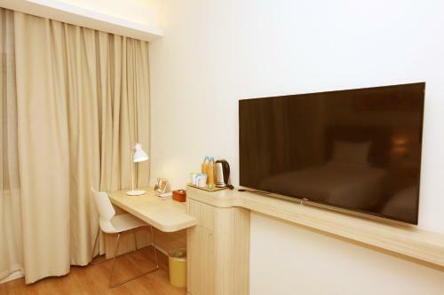 Hotel Hanting Express Shanghai Guilin Road