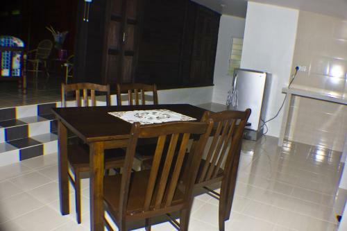 Holiday Home Sunshine Cenang