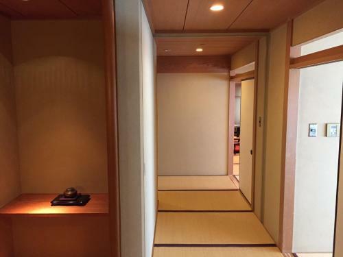 Yokohama Royal Park Hotel
