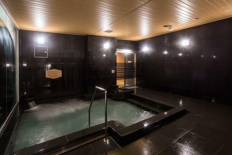 Apa Hotel Shinjuku Gyoenmae