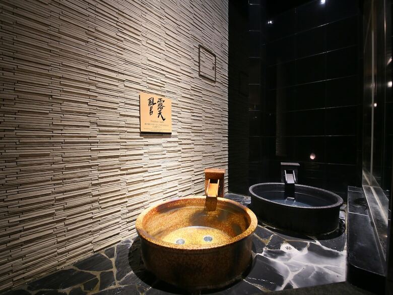 Apa Hotel Shinjuku Gyoenmae