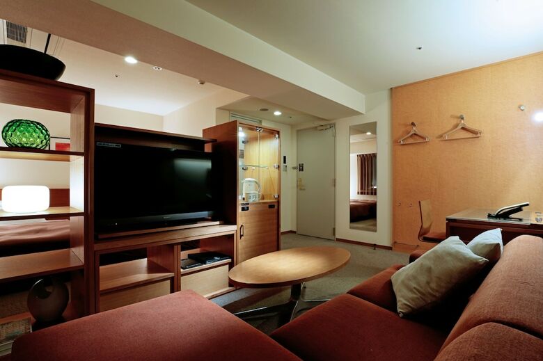Candeo Hotels Ueno Park