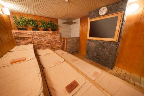 Centurion Cabin & Spa (female Only)
