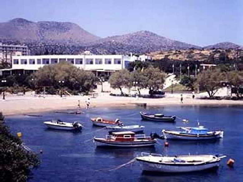 Ormos Hotel
