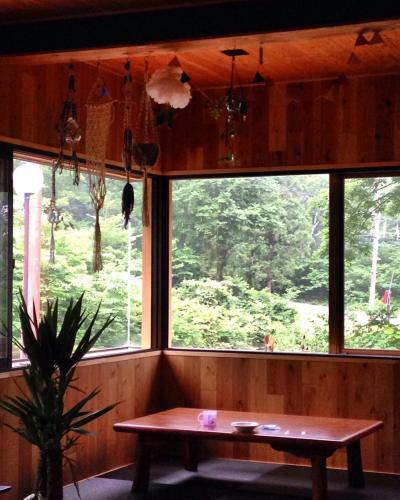 Hostal Japow House