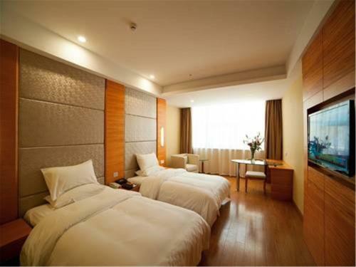 Starway Shanghai Anting Motor City Hotel