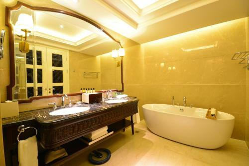 Urban Island Hotel Shanghai