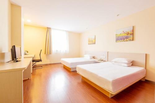 Hotel Hanting Express Jinan Baotuquan South Gate