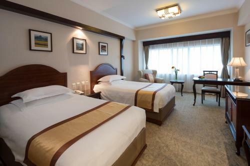 New Era Hotel