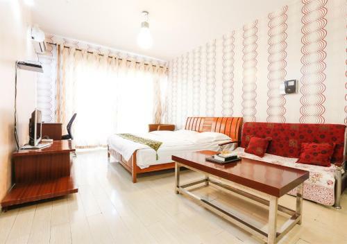Nissi Holiday Hotel