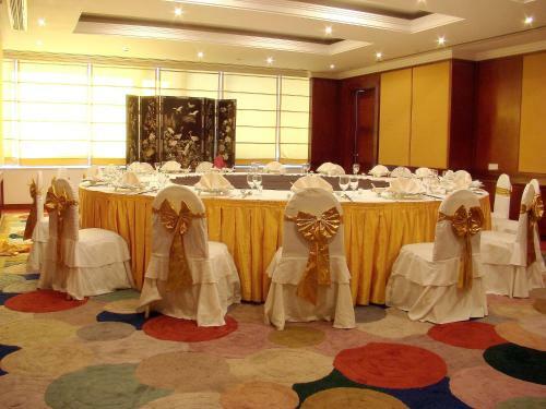Kai Wah Plaza Hotel