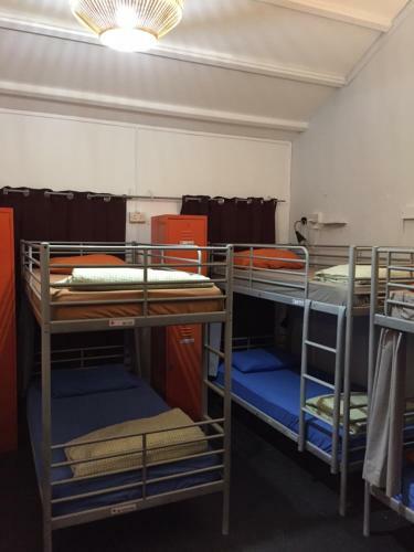 Burrow Hostel @ Pagoda