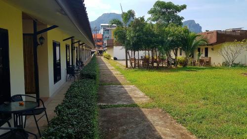 Hotel Ao Nang 3 Bees Resort