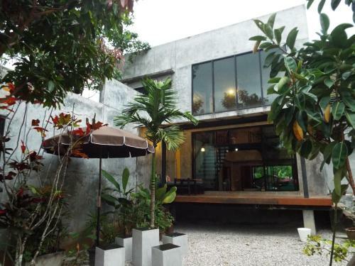 Bed & Breakfast Aonang Third Place