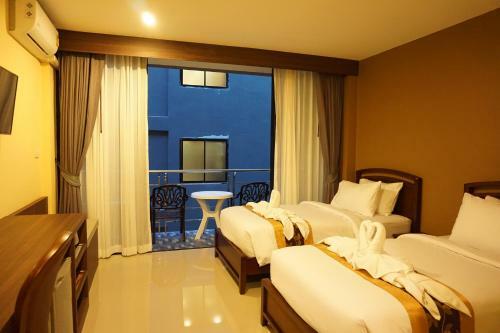 Hostal Golden Moon Aonang