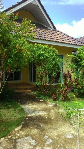 Hotel Banburee House