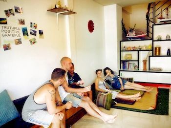 Oh I Sea Hostel