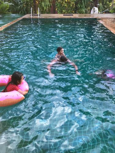 Hotel Rangsiman Resort