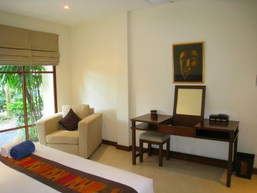 Baan Puri Apartments