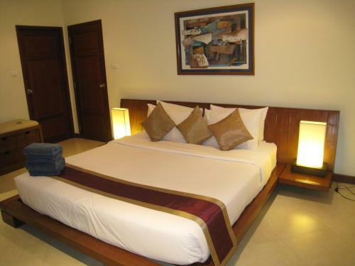 Baan Puri Apartments