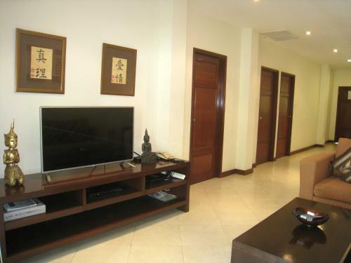 Baan Puri Apartments