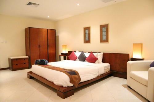Baan Puri Apartments