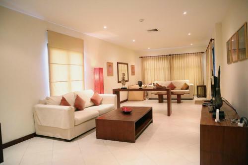 Baan Puri Apartments