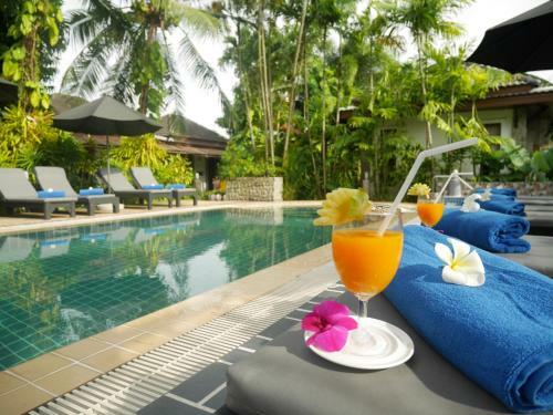 Hotel Bangtao Beach Chalet Resort