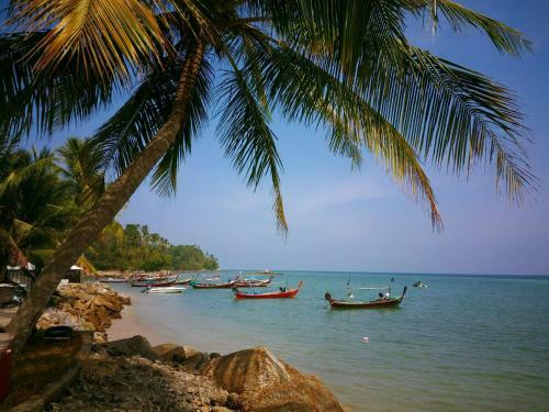 Hotel Bangtao Beach Chalet Resort