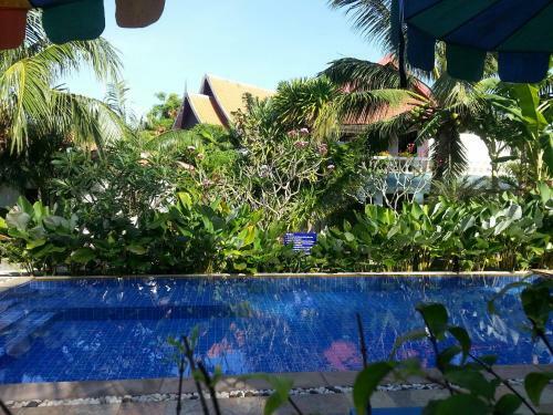 Hotel Bangtao Varee Beach