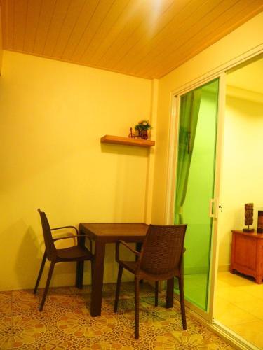 Apartamentos Baan Rosa