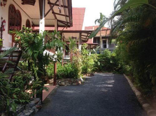 Hotel Wimaanburi Resort