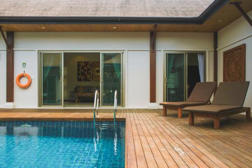 Two Villas Holiday Oriental Style Layan Beach