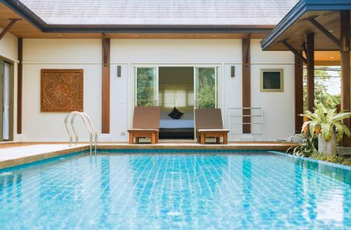 Two Villas Holiday Oriental Style Layan Beach