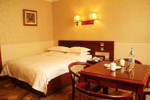 Linyi Yonghe Business Hotel