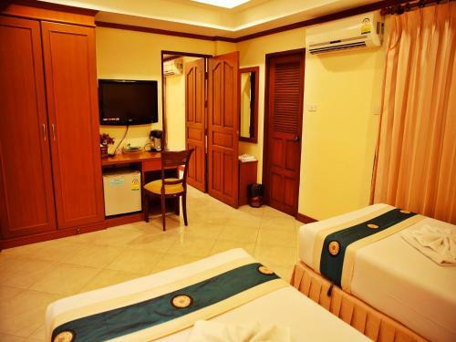 Hotel Baan Ss Karon