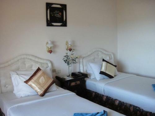 Hotel Baan Karon Hill Phuket Resort