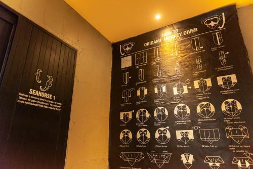 Monkey Dive Hostel Khaolak