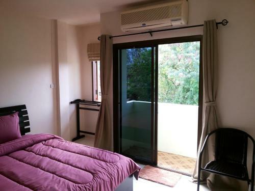 Hostal Parisia Guesthouse