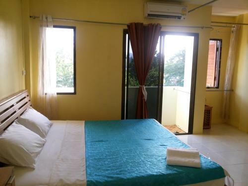 Hostal Parisia Guesthouse