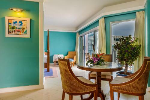 Andaman Seaview Hotel - Karon Beach