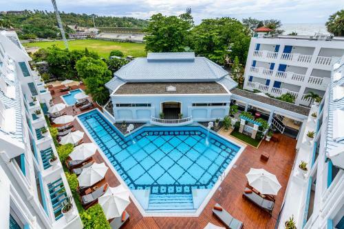 Andaman Seaview Hotel - Karon Beach
