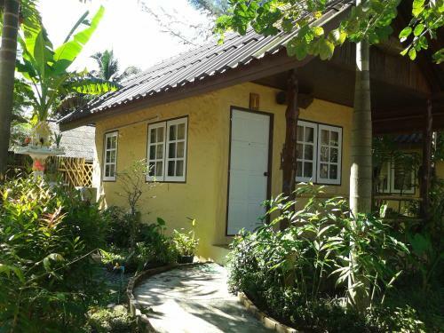Hotel Baan Bamboo Resort