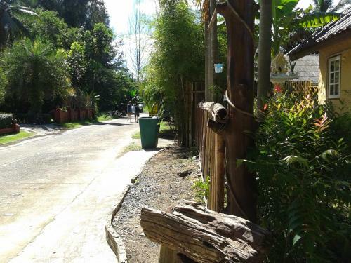 Hotel Baan Bamboo Resort