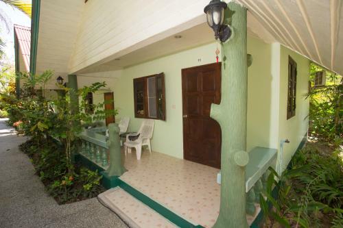 Ladda Resort