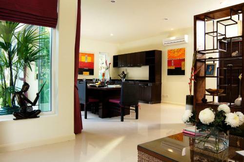 Karon Beach Walk Villa
