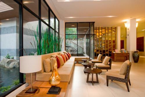 Hotel Peach Blossom Resort