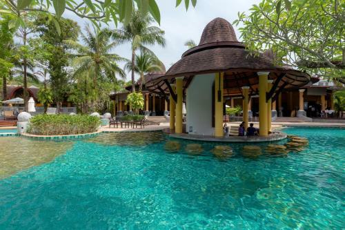 Hotel The Village Resort & Spa
