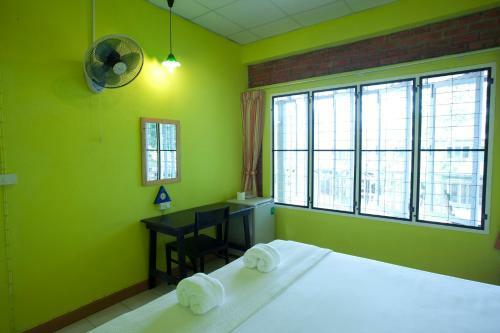 Sunshine Inn Resort